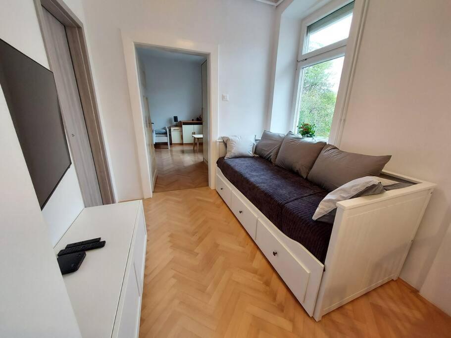Apartment Bezigrad Ljubljana Ngoại thất bức ảnh